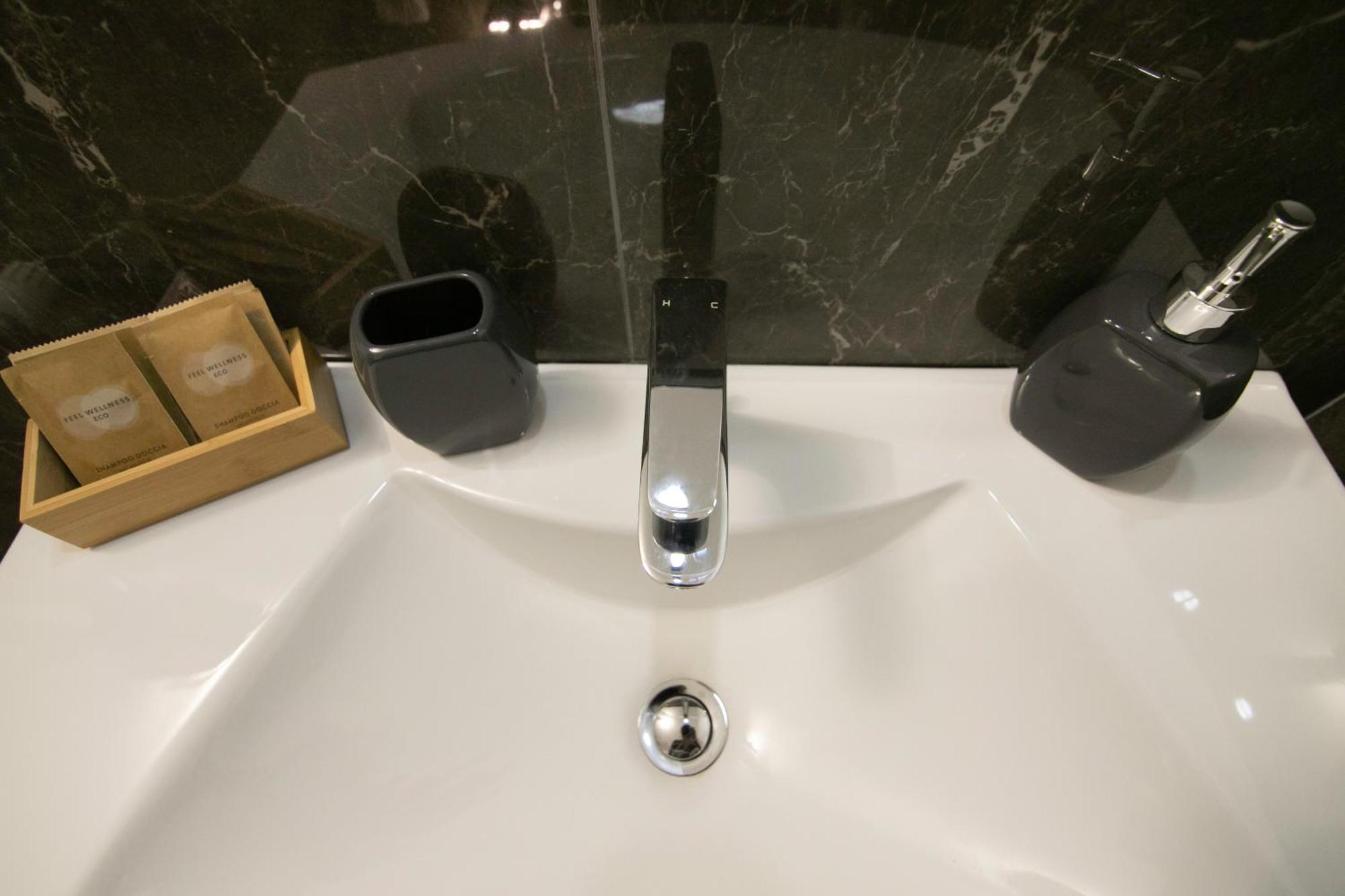 Villareale47 Luxury Suites & Rooms باليرمو المظهر الخارجي الصورة