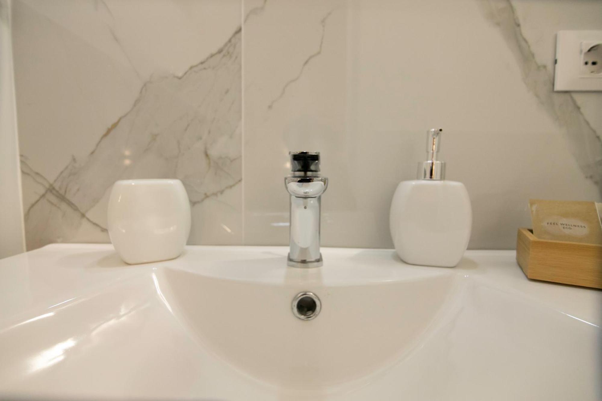 Villareale47 Luxury Suites & Rooms باليرمو المظهر الخارجي الصورة