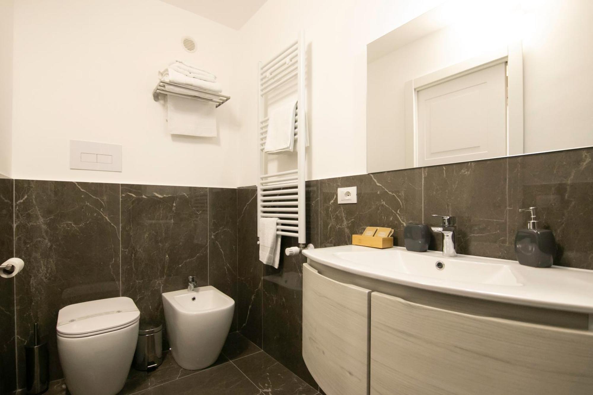 Villareale47 Luxury Suites & Rooms باليرمو المظهر الخارجي الصورة
